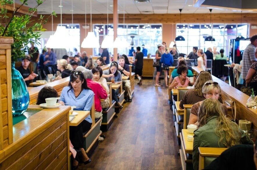 Interior do Sweet Tomatoes em Orlando