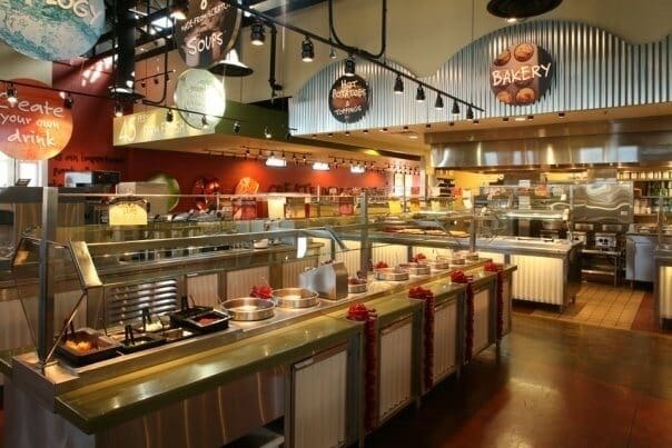 Interior do Sweet Tomatoes em Orlando