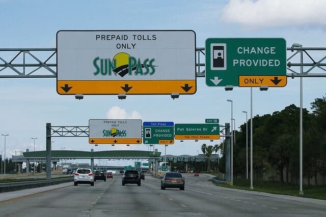 Sunpass, pedágios e pistas expressas em Orlando