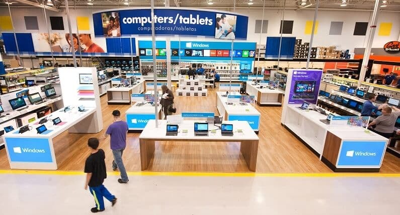 Onde comprar adaptadores e cabos USB em Miami: Loja de eletrônicos Best Buy em Orlando