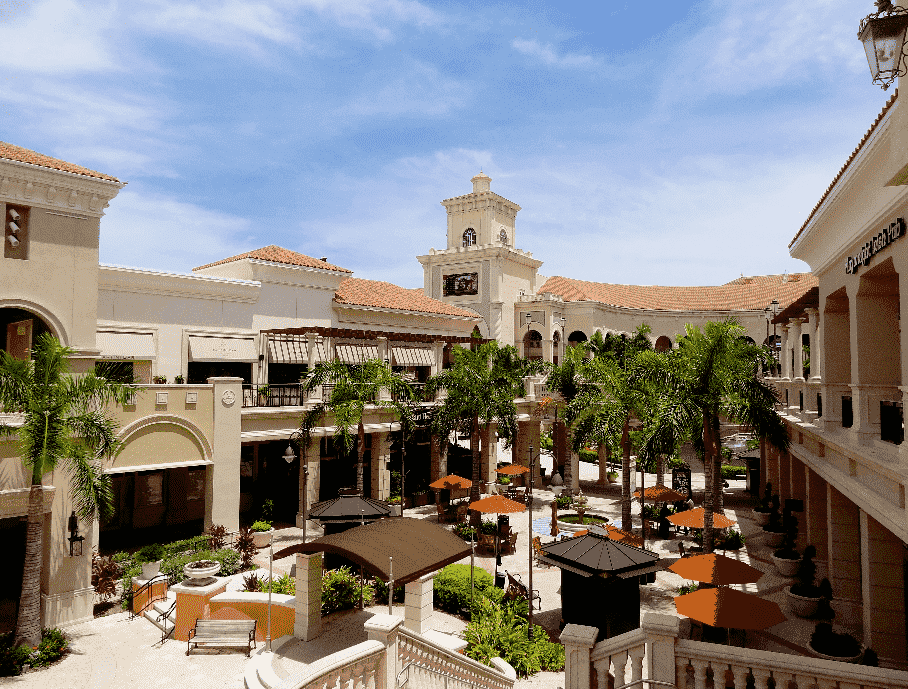 Vista de cima do Shopping The Village At Gulfstream Park em Miami