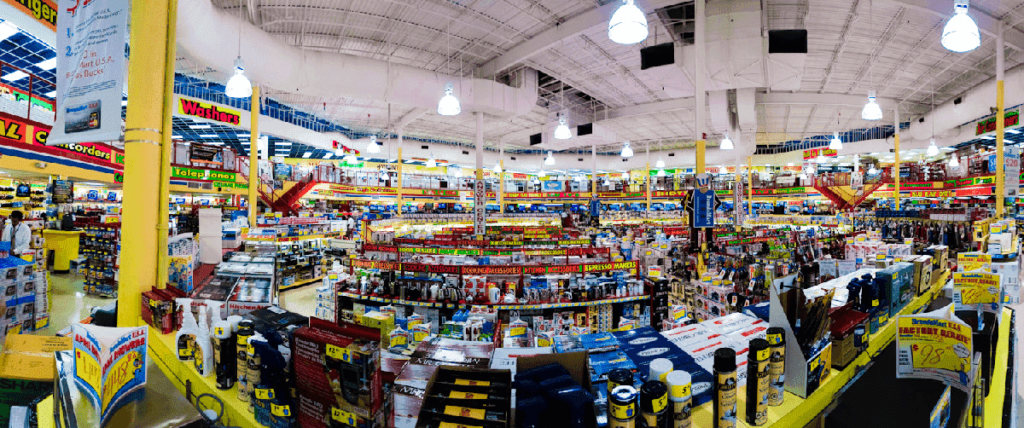 Interior da Loja Tiger Direct em Orlando