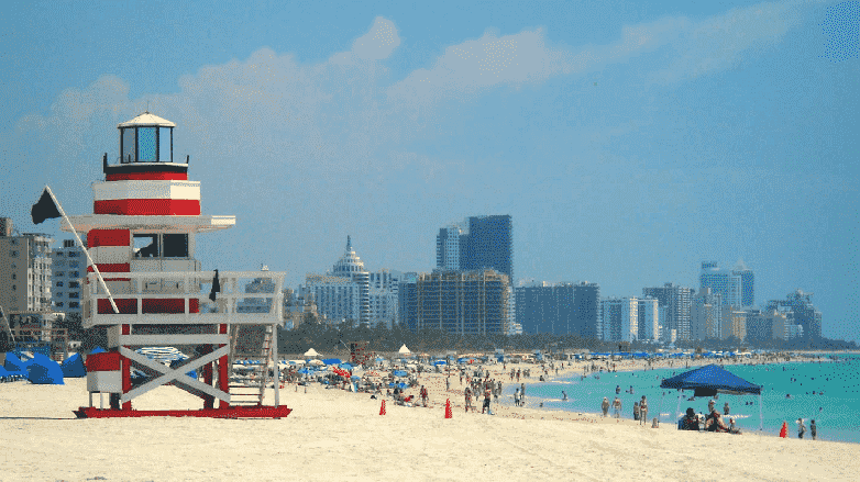 Passeio pelas praias turísticas em Miami