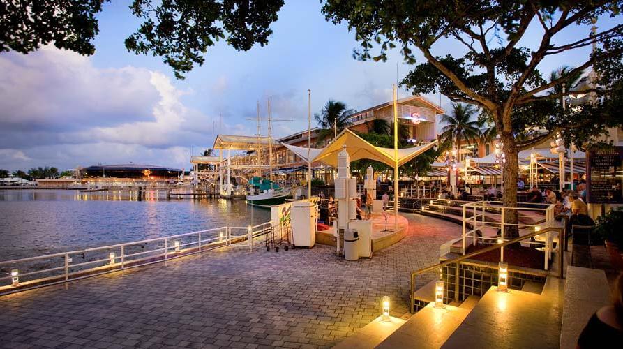 Bayside Marketplace em Downtown Miami