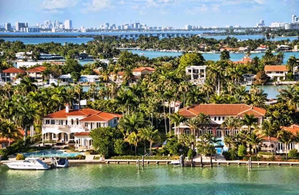 Passeio de barco pela Biscayne Bay em Miami