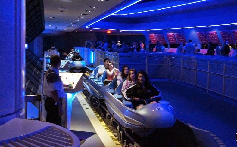 Space Mountain no Magic Kingdom da Disney em Orlando