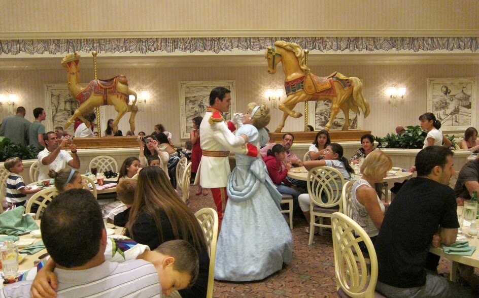 Cinderella’s Royal Table, no Magic Kingdom