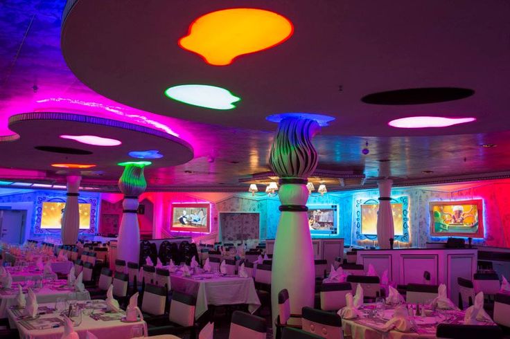 Restaurante no Cruzeiro Disney Magic