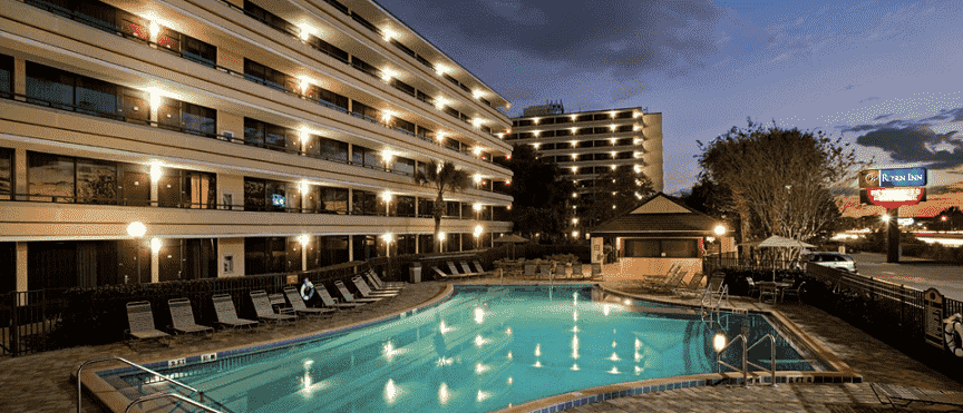 Piscina do Rosen Inn International em Orlando