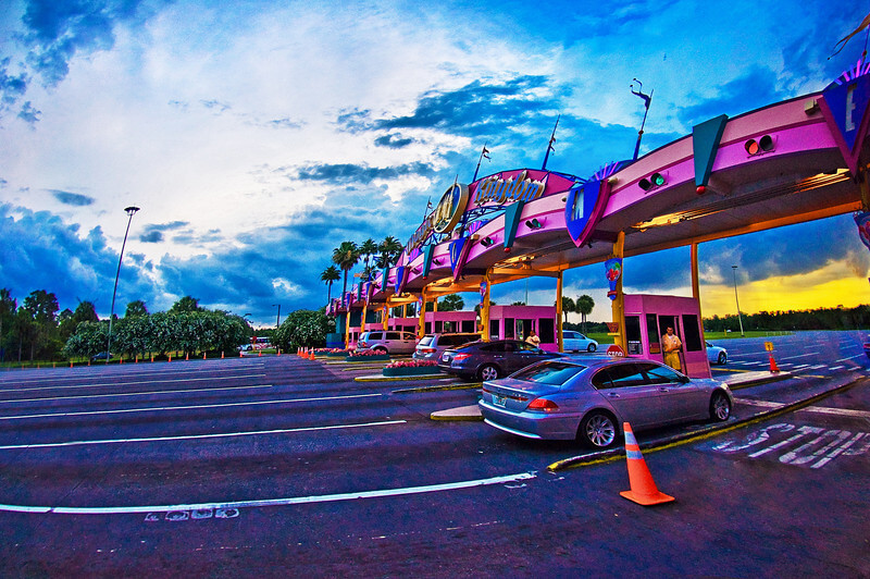 Entrada de carros da Disney