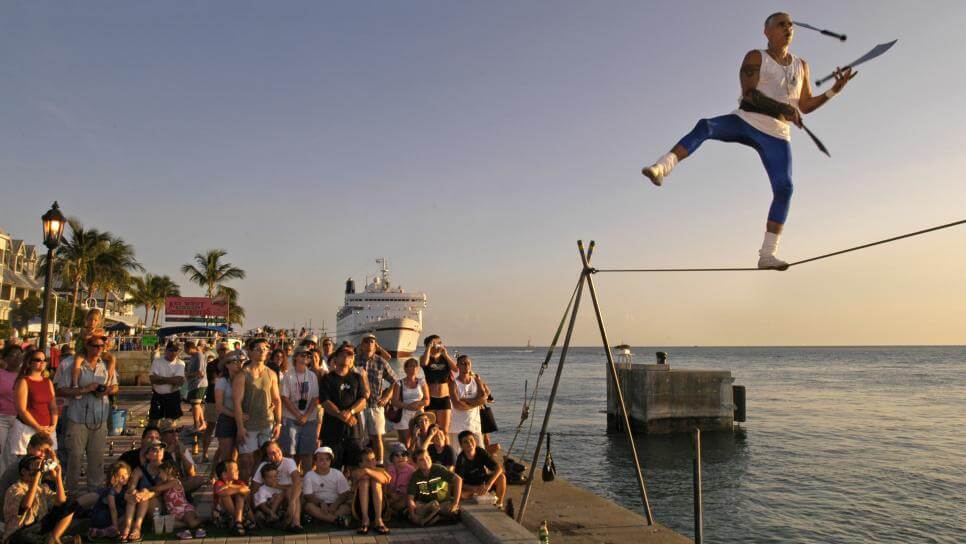 Artista se apresentando na Mallory Square em Key West