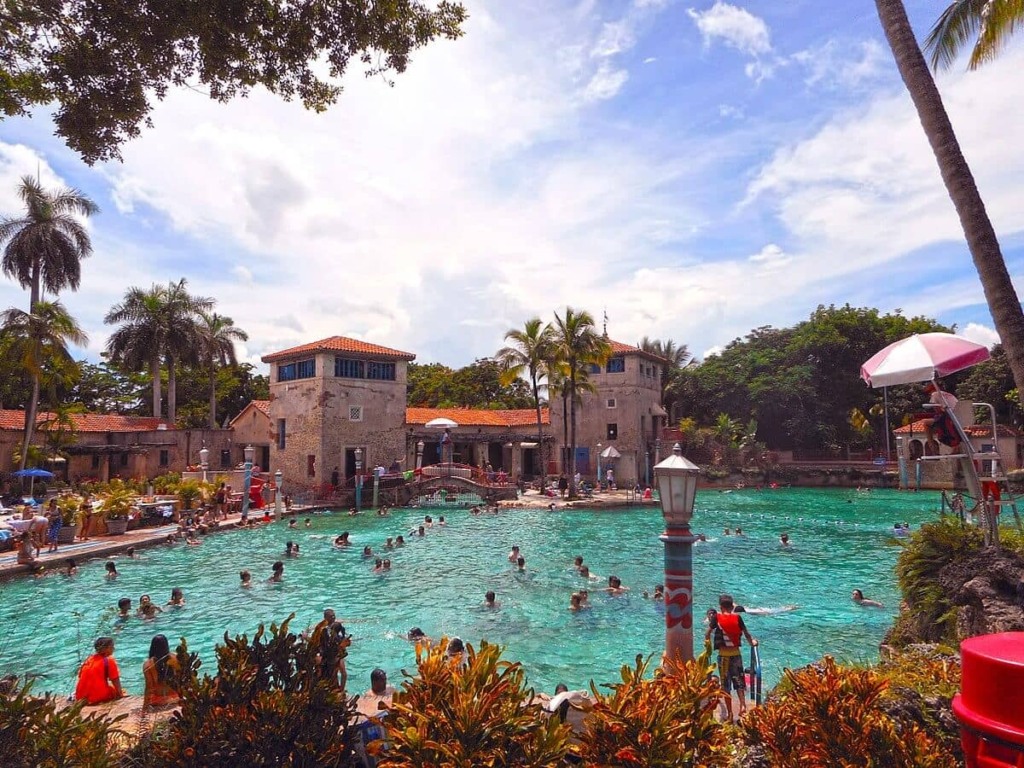 Venetian Pool em Miami: A maior piscina artificial da Flórida