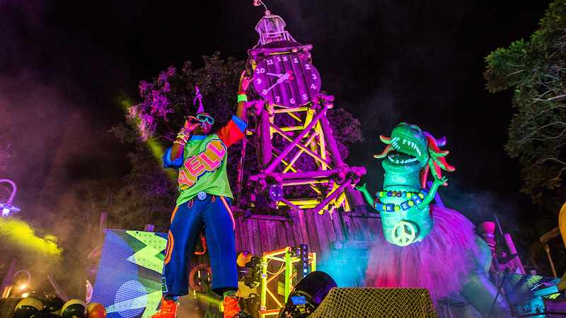 Evento noturno H2O Glow Nights no Typhoon Lagoon Orlando