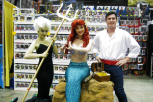 Cosplays de A Pequena Sereia na Feira MegaCon em Orlando