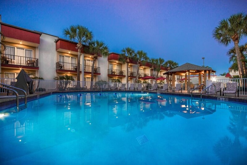 Piscina do Hotel La Quinta Inn Clearwater Central