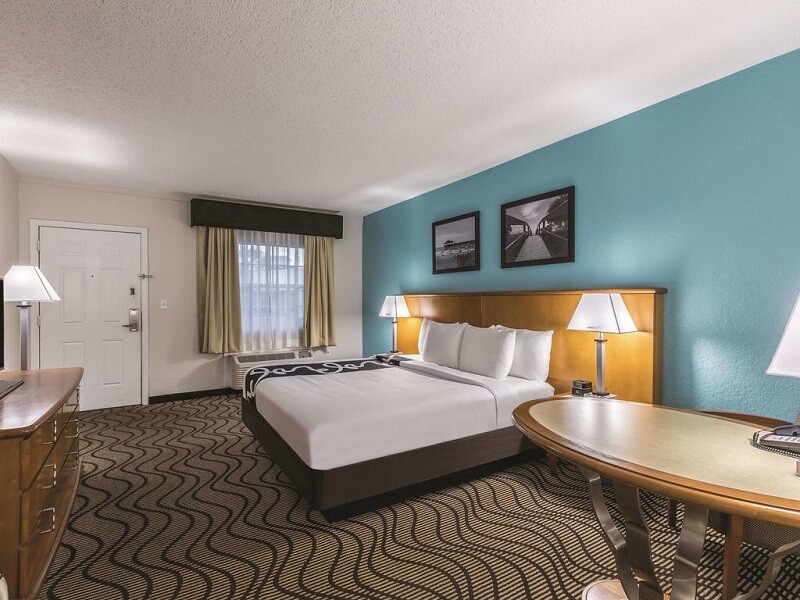 Quarto do Hotel La Quinta Inn em Cocoa Beach