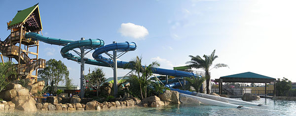 Tobogã Reef Plunge no parque Aquatica Orlando